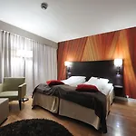 Quality Grand Royal Отель 4*