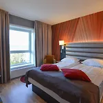 Quality Grand Royal 4*
