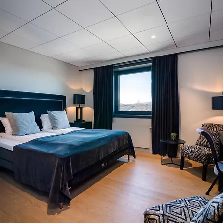Quality Grand Royal فندق 4*