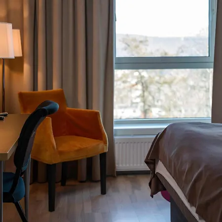 Quality Grand Royal 호텔 4*