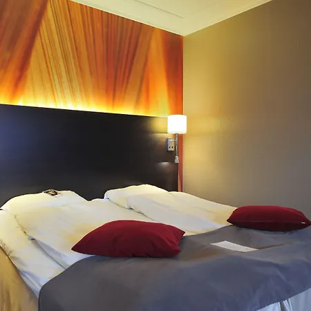 Quality Grand Royal 4* 나르비크