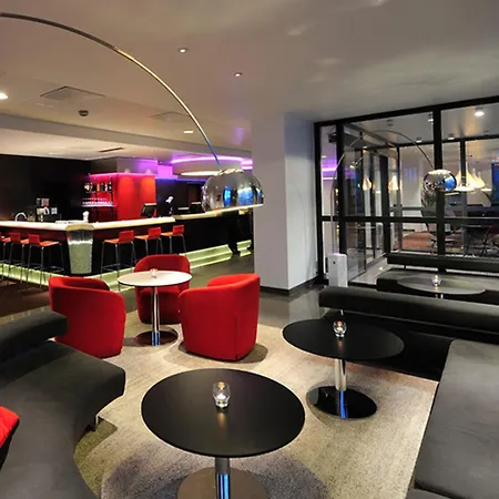 호텔 Quality Grand Royal