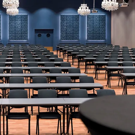 Quality Grand Royal 4* 나르비크