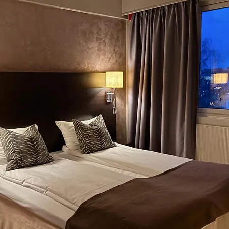 Hotel Quality Grand Royal 4*