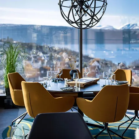 Quality Grand Royal 4* 나르비크